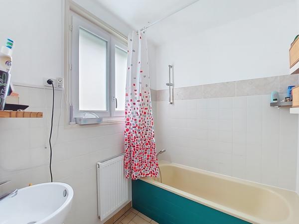 Maison à vendre à Sainte Luce sur Loire - 3 chambres, 80 m²