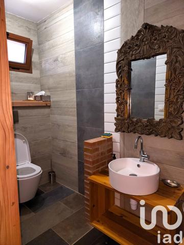 House for sale 8 rooms 410 m² Petite-Île