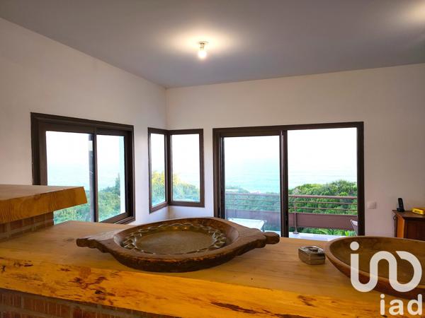 House for sale 8 rooms 410 m² Petite-Île