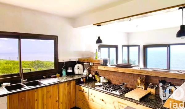 House for sale 8 rooms 410 m² Petite-Île