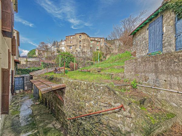 Superbe maison de maître à fort potentiel au cœur de Graissessac !