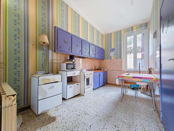 Superbe maison de maître à fort potentiel au cœur de Graissessac !