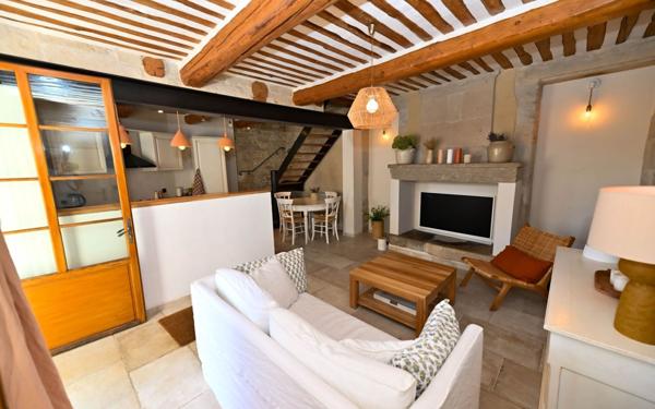 Maison à vendre    4 pièces • 103 m2 Barbentane