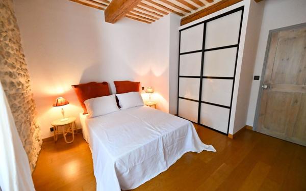 Maison à vendre    4 pièces • 103 m2 Barbentane