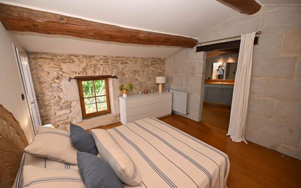 Maison à vendre    4 pièces • 103 m2 Barbentane