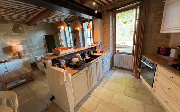 Maison à vendre    4 pièces • 103 m2 Barbentane