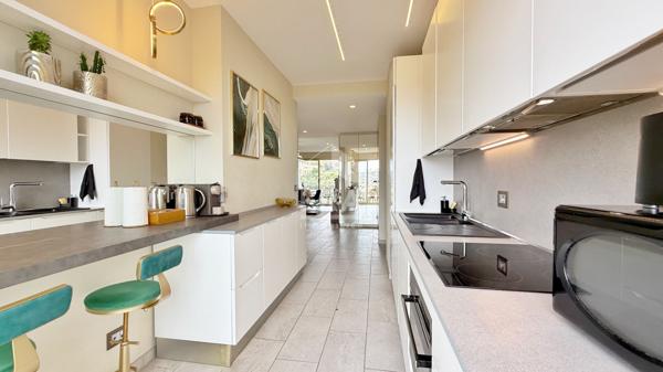 NICE 2 pièces 53 m2 Vue mer