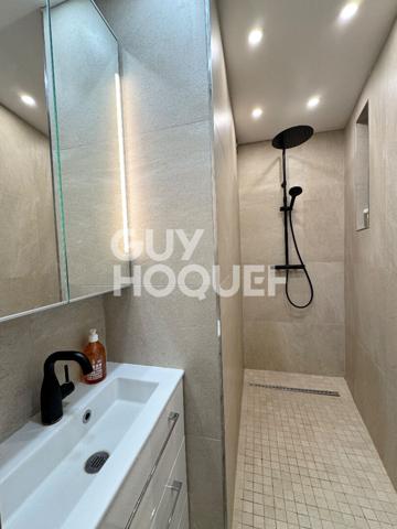 Studio refait à neuf avec balcon !