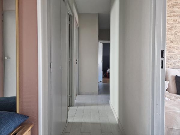 Appartement
         4 pièces
        - 80 m² 104 900 € *