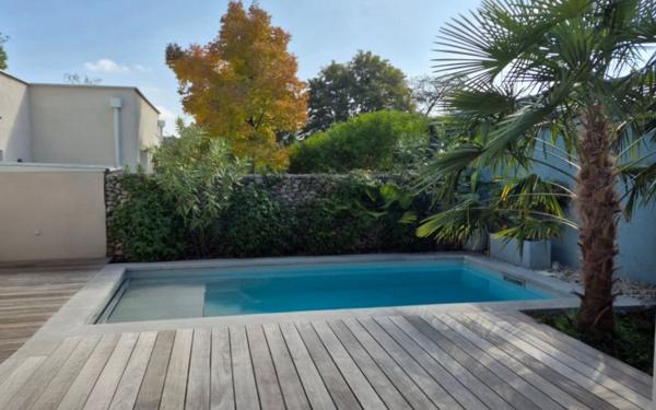 Maison à vendre    8 pièces • 150 m2 Sainte-Foy-lès-Lyon