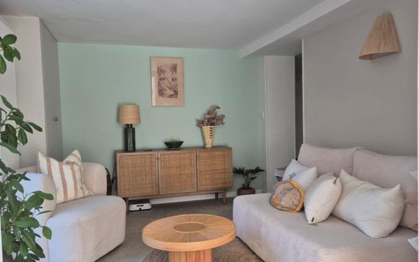 Maison à vendre    8 pièces • 150 m2 Sainte-Foy-lès-Lyon