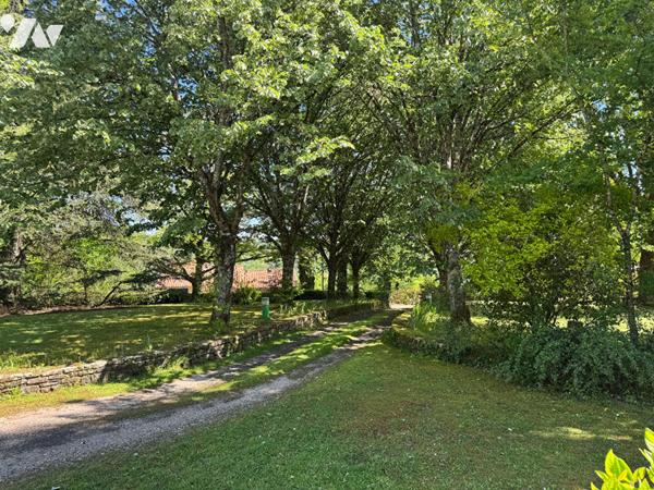 FIGEAC - EXCLUSIVITE - Maison bourgeoise  dans un environnement rare