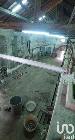 House for sale 1 room 240 m² Beauvoisin