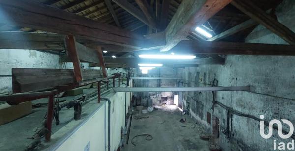 House for sale 1 room 240 m² Beauvoisin