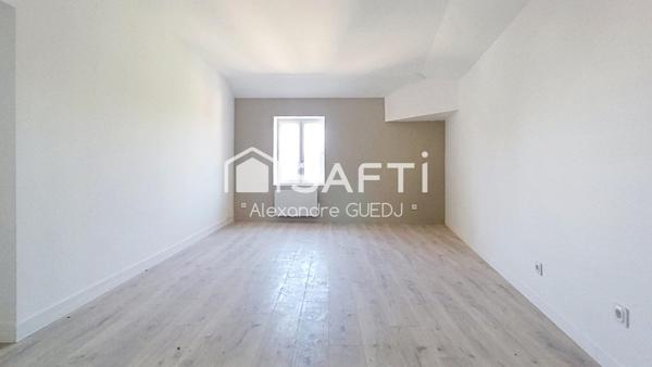 STUDIO REFAIT A NEUF