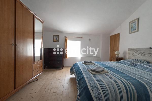 Maison 10 pièces - 236 m²