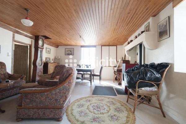 Maison 10 pièces - 236 m²