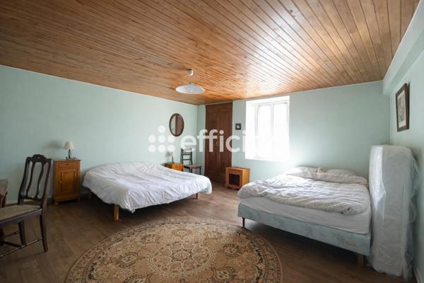 Maison 10 pièces - 236 m²