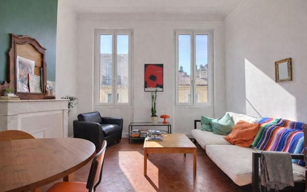Appartement à vendre    3 pièces • 63 m2 Marseille 6