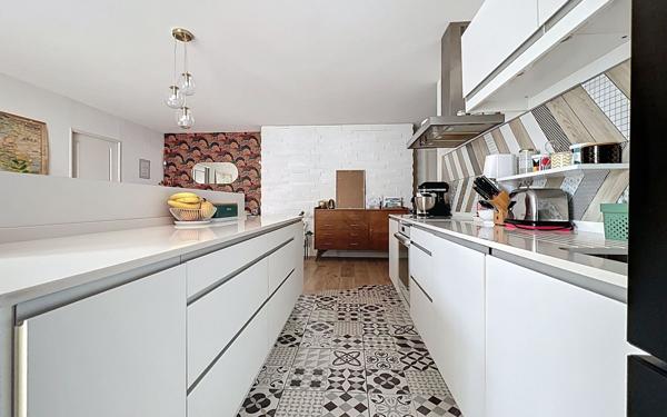 Appartement à vendre    4 pièces • 85,38 m2 Villeneuve-Loubet