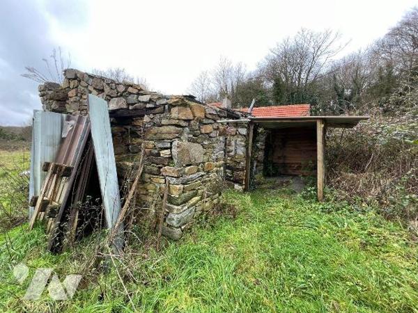 Maison à Vendre à Plouigneau (29610) en Finistère (29)
Située en bout d'impasse dans la campag...