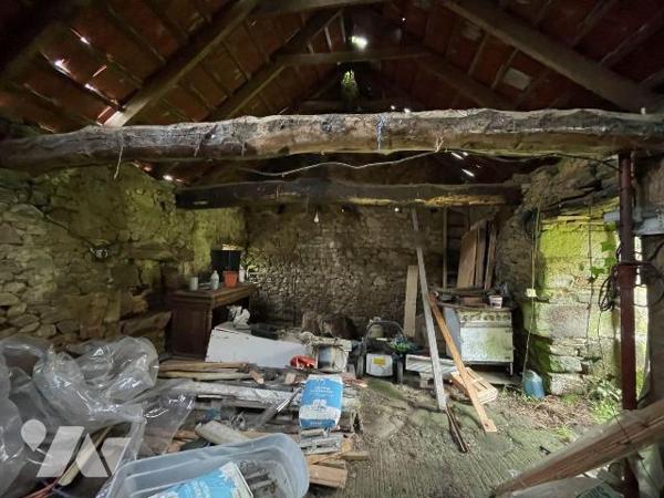 Maison à Vendre à Plouigneau (29610) en Finistère (29)
Située en bout d'impasse dans la campag...