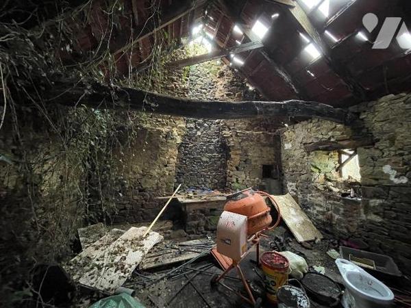 Maison à Vendre à Plouigneau (29610) en Finistère (29)
Située en bout d'impasse dans la campag...