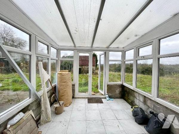 Maison à Vendre à Plouigneau (29610) en Finistère (29)
Située en bout d'impasse dans la campag...