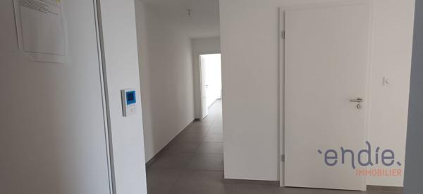 BARTENHEIM-LA-CHAUSSÉE – Magnifique appartement 5 pièces en attique avec terrasse de 27 m² – Disponible immédiatement