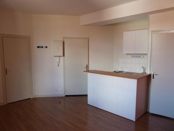 Appartement Poitiers 1 pièce(s) 20.77 m2