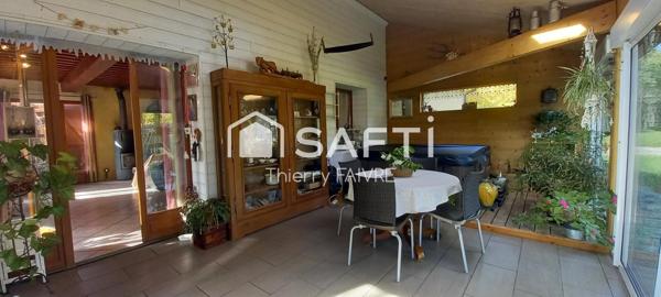 Maison de village spacieuse avec un beau terrain