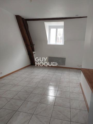 APPARTEMENT À LOUER DE 3 PIÈCES DE 39,29 M²