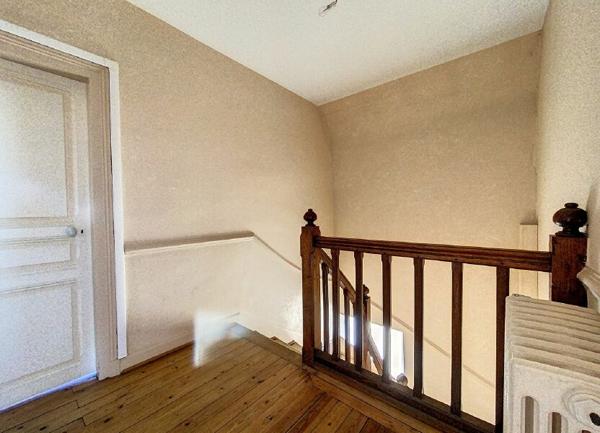 Maison à vendre    7 pièces •  Montluçon