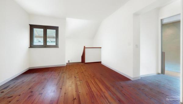 Maison 8 pièces - 333 m² Exclusivité efficity