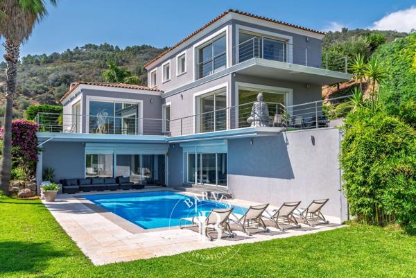 Mandelieu-la-Napoule, Villa 4 Chambres -  258 m² à vendre