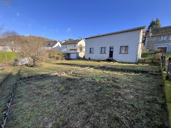 Maison individuelle à vendre à Saignes dans le Cantal (15240), ref : 94T-15029