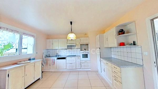 Maison à vendre 5 pièces proche de SAINT VIT (25)