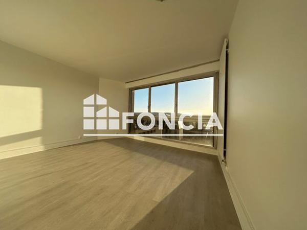 Location Studio 29.06 m² - 53/67 AVENUE DU MAL FOCH Chatou 78400
