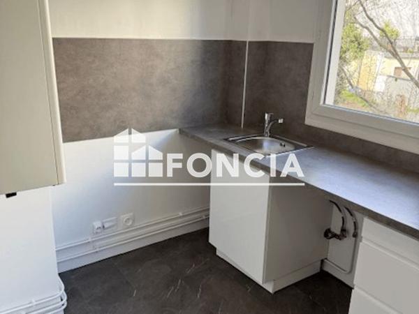 Location Appartement 3 pièces 58.9 m² - 5 AVENUE DE MARINVILLE Saint Maur Des Fosses 94100