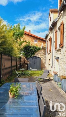 Appartement 3 pièces de 45 m² à Pringy (77310)