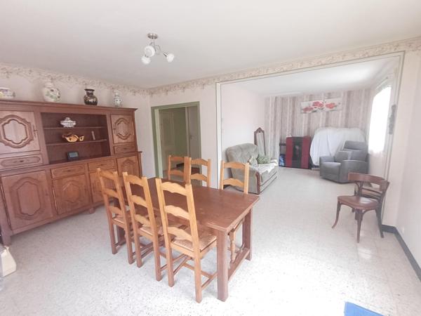 Grande maison, 4 ch, potentiel, poêle granulé, puits