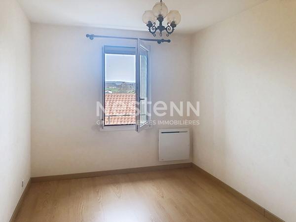 Bel Appartement lumineux avec garage dans le centre de Montfaucon En Velay