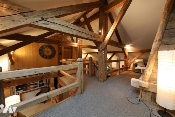 Bien d'exception à découvrir à Gérardmer ! Nichée dans un environnement naturel privilégié à Gé...