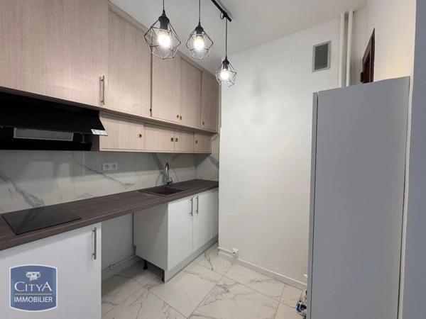 Appartement à louer 1 pièce 30.43m²