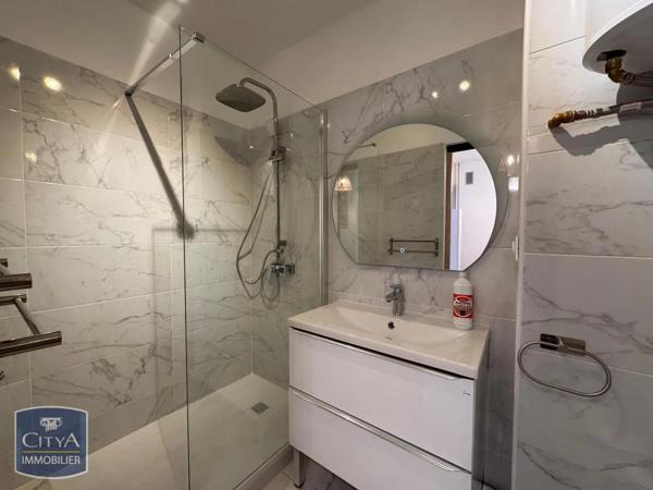 Appartement à louer 1 pièce 30.43m²