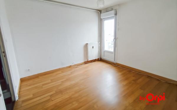 Appartement à vendre    2 pièces • 42,75 m2 Montluçon