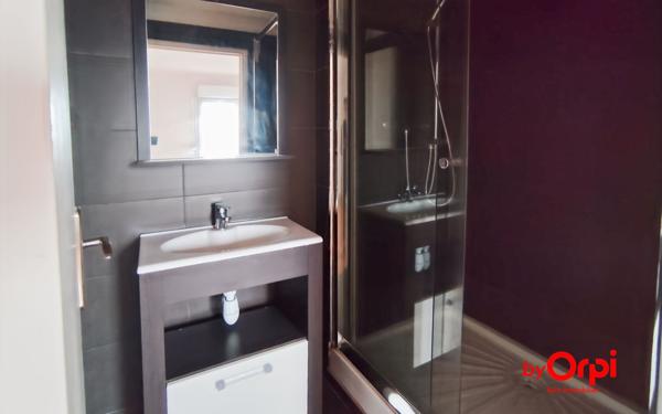 Appartement à vendre    2 pièces • 42,75 m2 Montluçon