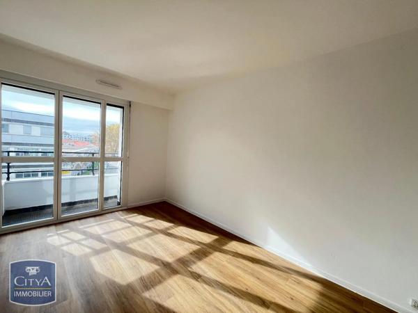 Appartement à louer 3 pièces 75.11m² Mérignac (33700)