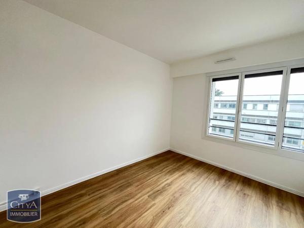 Appartement à louer 3 pièces 75.11m² Mérignac (33700)