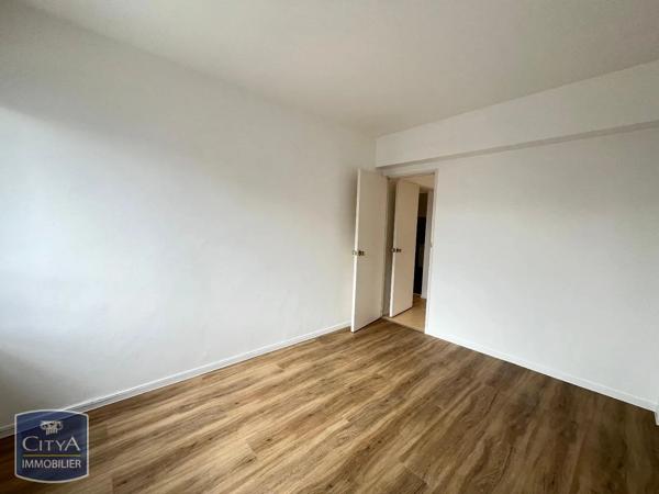 Appartement à louer 3 pièces 75.11m² Mérignac (33700)